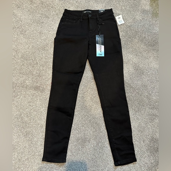 *SALE* YMI Mid- Rise Skinny Jeans - Picture 2 of 5